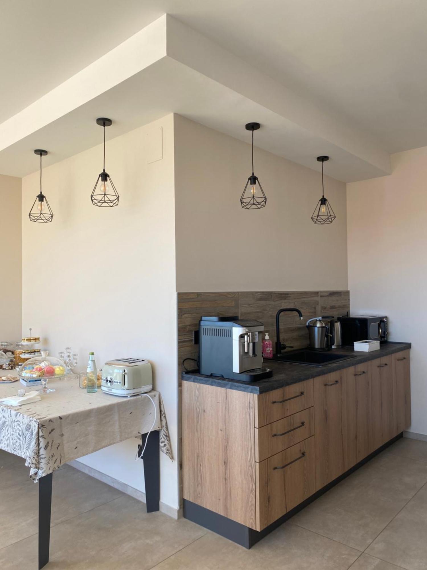 Seta Luxury Apartment Розето дели Абруци Екстериор снимка