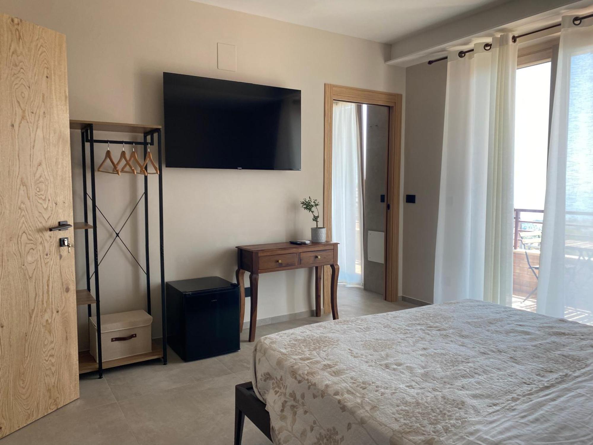 Seta Luxury Apartment Розето дели Абруци Екстериор снимка