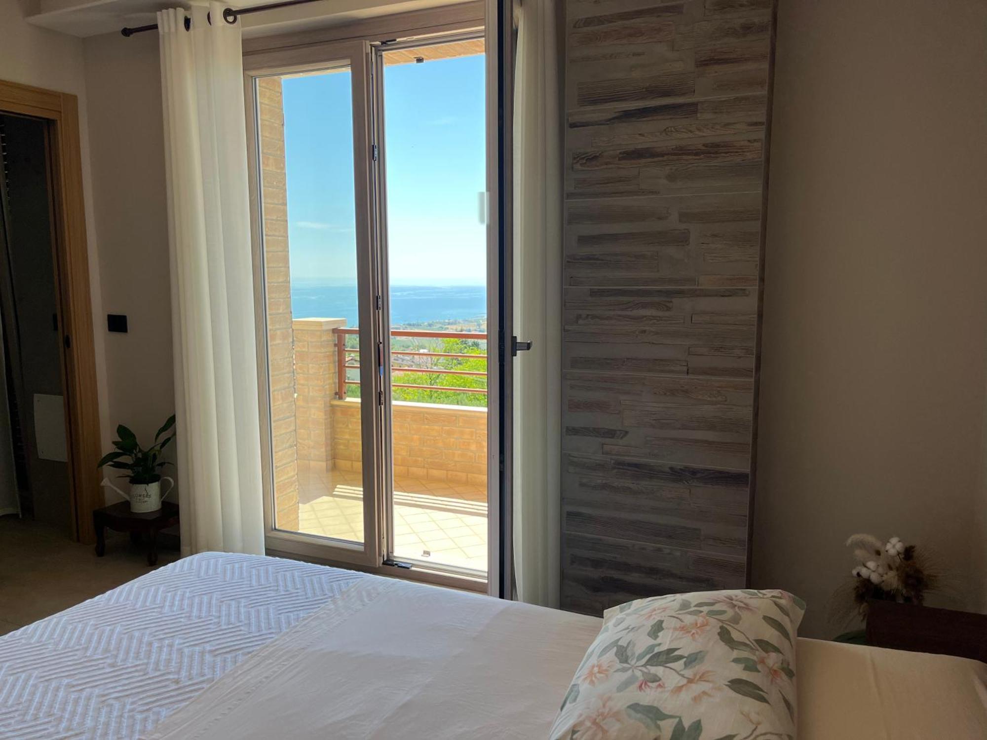 Seta Luxury Apartment Розето дели Абруци Екстериор снимка